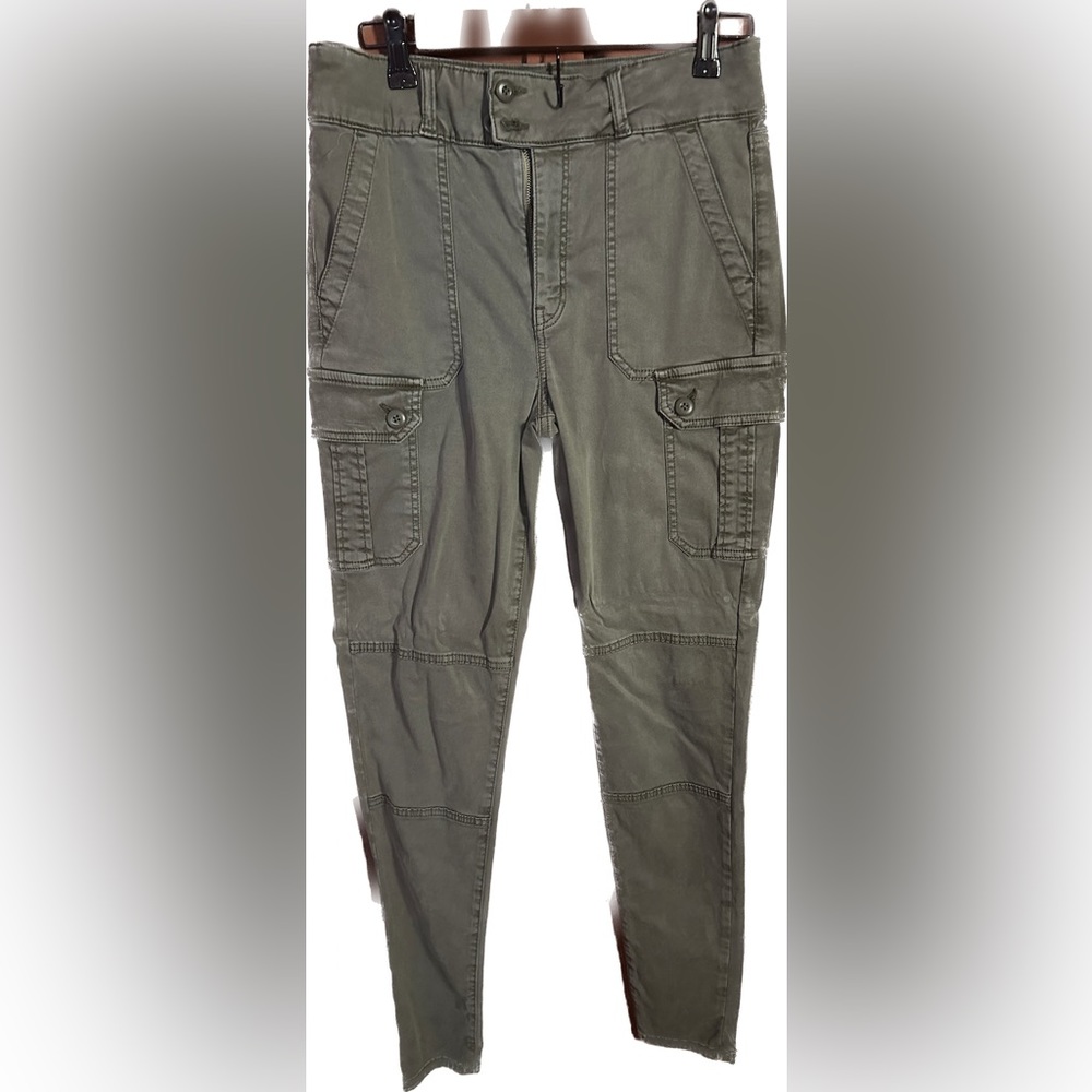 American Eagle olive green jegging cargo pants - size 10 long